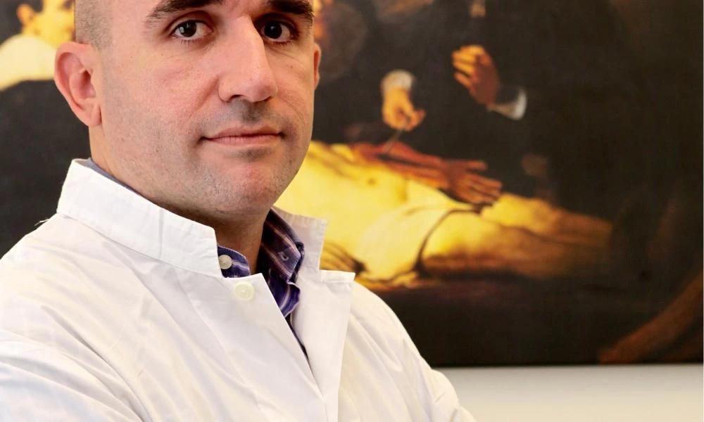 O πρόεδρος των Ιατροδικαστικών εξηγεί του λόγους που δεν γίνεται νεκροψία στα θύματα του κορωνοϊού